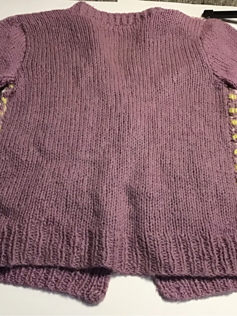 Women’s cozy vintage Lilac Knit cardigan Sweater Yellow & White Stitch Detail - Picture 8 of 11